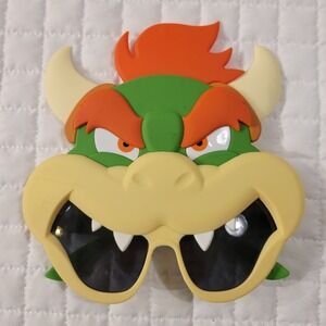 Super Mario Bowser Face Sun-Staches Sunglasses Nintendo 2023 Fun Novelty Fandom